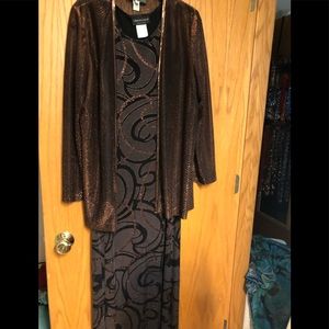 Alex evenings silky fabric dress w/metallic jkt